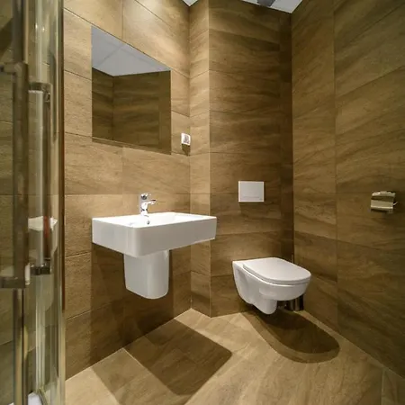 R 3 Apartman Várna